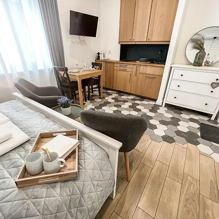 B 200m Do Plazy דירה