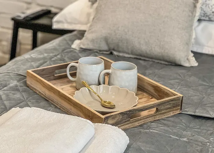 B 200m Do Plazy アパート *